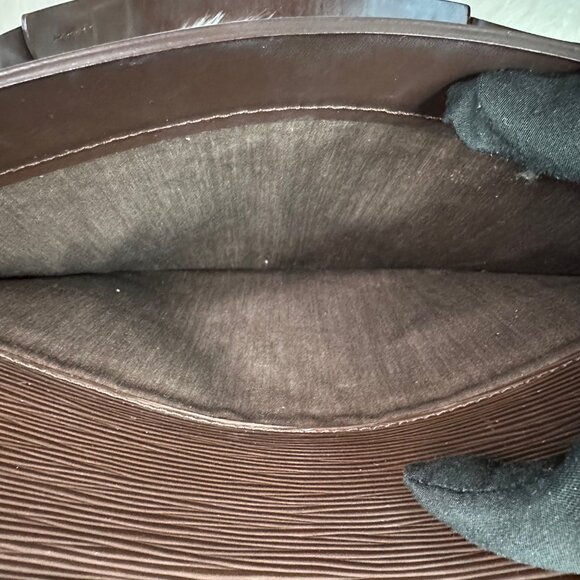 Authentic Louis Vuitton Epi Leather Croisette PM Tote Bag - Picture 13 of 17